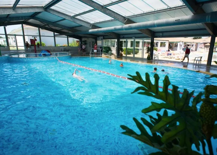 Mobile Cc995 Near Swimming Pool - Les Charmettes 度假居